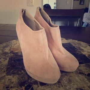 Heels/Booties